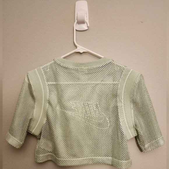 Nike Green and White Mesh Net Cropped Crop Top Shirt Jersey Size Medium - Picture 11 of 14